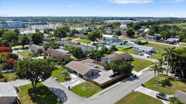 9110 Banquet Way, Lake Worth, FL 33467