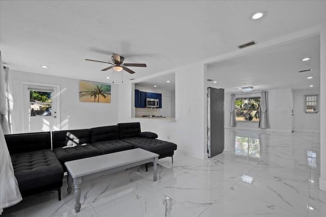 9110 Banquet Way, Lake Worth, FL 33467