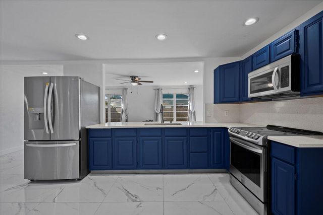 9110 Banquet Way, Lake Worth, FL 33467