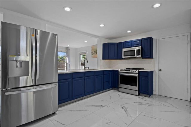 9110 Banquet Way, Lake Worth, FL 33467