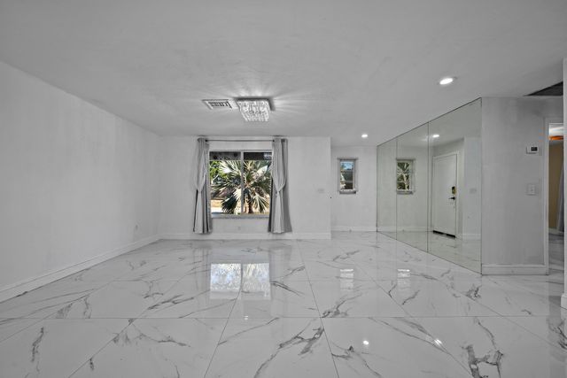 9110 Banquet Way, Lake Worth, FL 33467