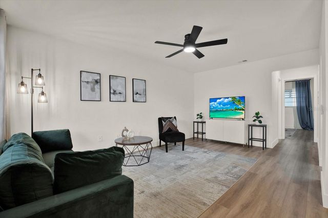 6015 19TH STREET N 302, St Petersburg, FL 33714