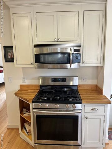 2381 Princeton Road, Berkley, MI 48072