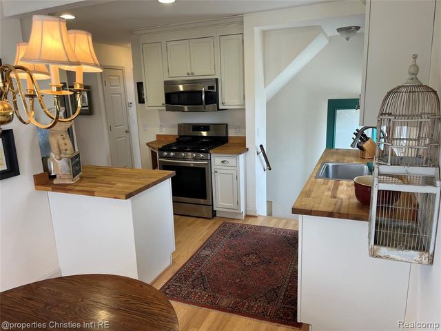 2381 Princeton Road, Berkley, MI 48072