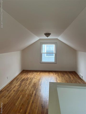 2381 Princeton Road, Berkley, MI 48072