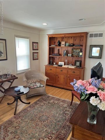 2381 Princeton Road, Berkley, MI 48072