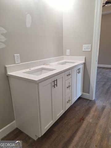 1390 Ben Brown Road, Valley, AL 36854