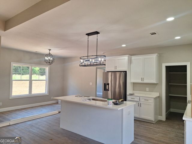 1390 Ben Brown Road, Valley, AL 36854