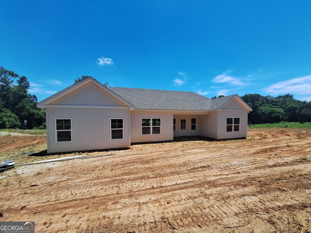 1390 Ben Brown Road, Valley, AL 36854