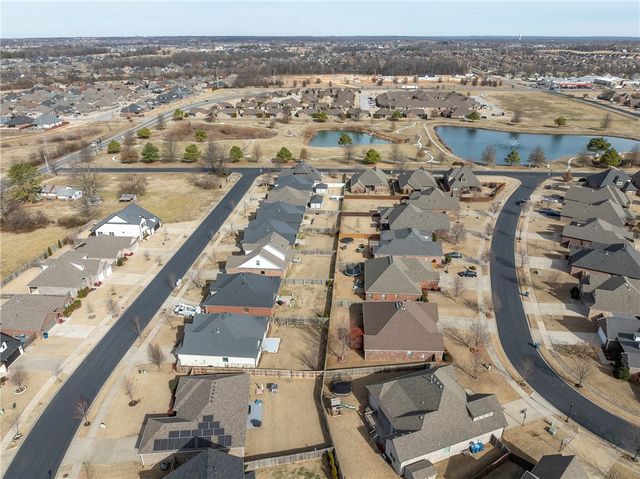 4301 SW Nativestone Street, Bentonville, AR 72713