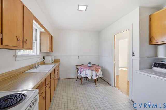 2206 Valentine Rd, Henrico, VA 23228