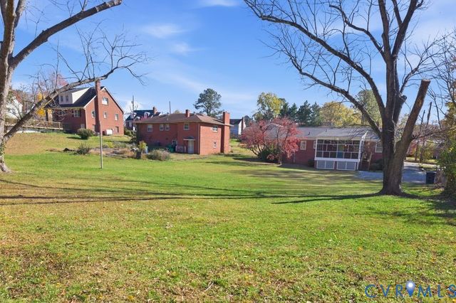 2206 Valentine Rd, Henrico, VA 23228