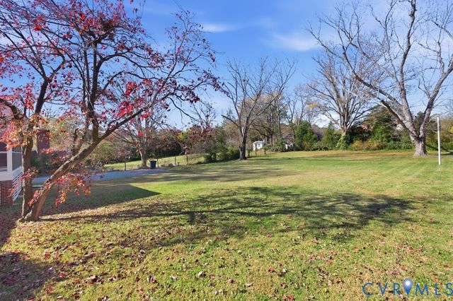 2206 Valentine Rd, Henrico, VA 23228