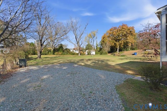 2206 Valentine Rd, Henrico, VA 23228