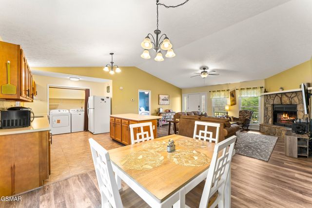 3401 Barber Way, Sevierville, TN 37862