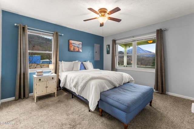 3401 Barber Way, Sevierville, TN 37862