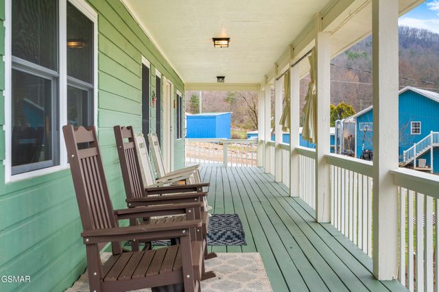 3401 Barber Way, Sevierville, TN 37862