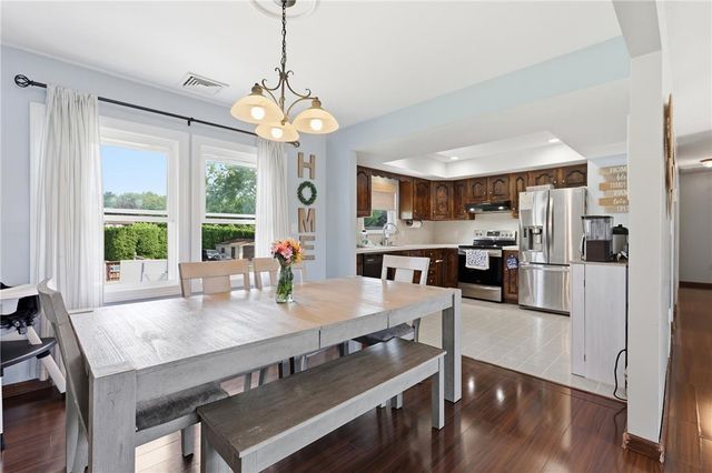 6232 Dove Drive, East Allen Twp, PA 18017