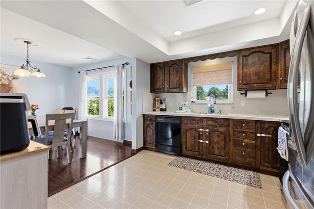 6232 Dove Drive, East Allen Twp, PA 18017