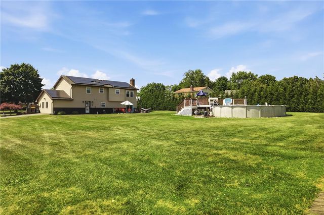 6232 Dove Drive, East Allen Twp, PA 18017