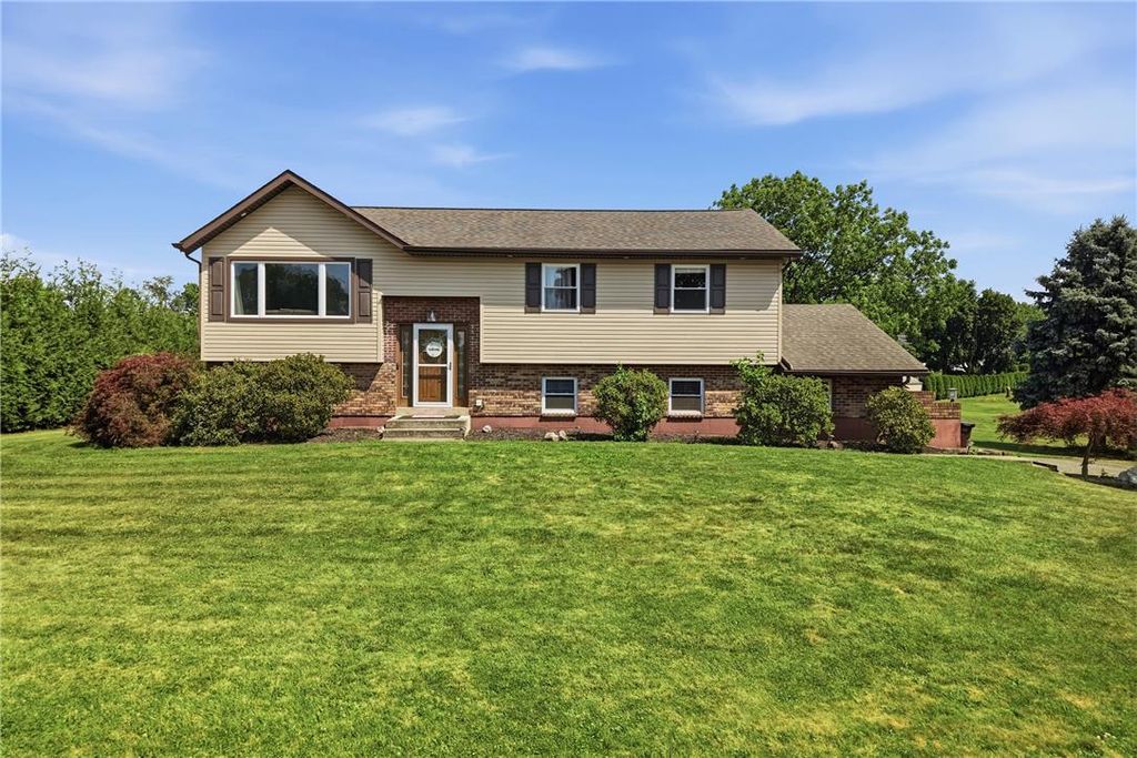 6232 Dove Drive, East Allen Twp, PA 18017
