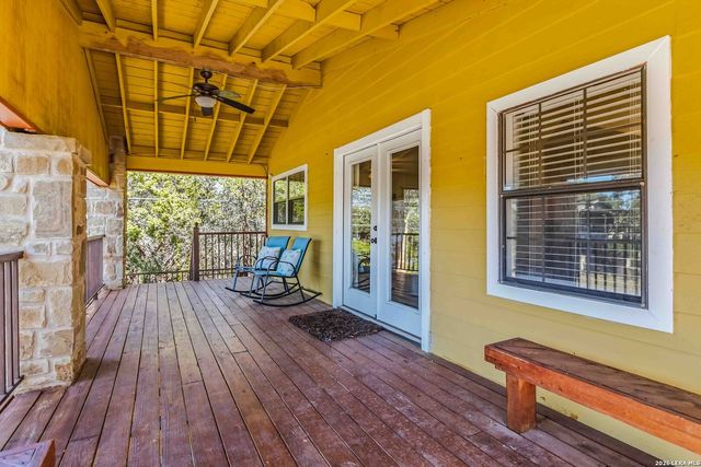 2481 LAKESHORE DR, Canyon Lake, TX 78133