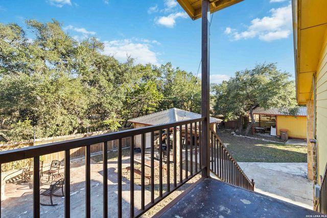 2481 LAKESHORE DR, Canyon Lake, TX 78133