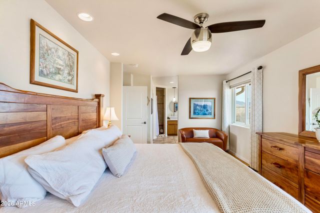 8541 S Almosta Ranch Road, Hereford, AZ 85615