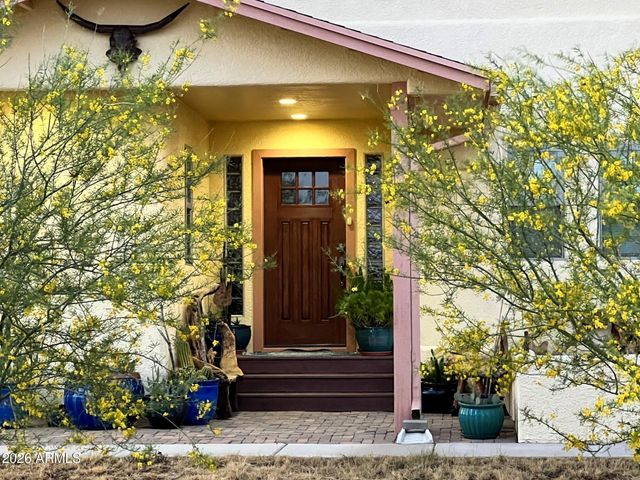 8541 S Almosta Ranch Road, Hereford, AZ 85615