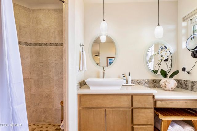 8541 S Almosta Ranch Road, Hereford, AZ 85615