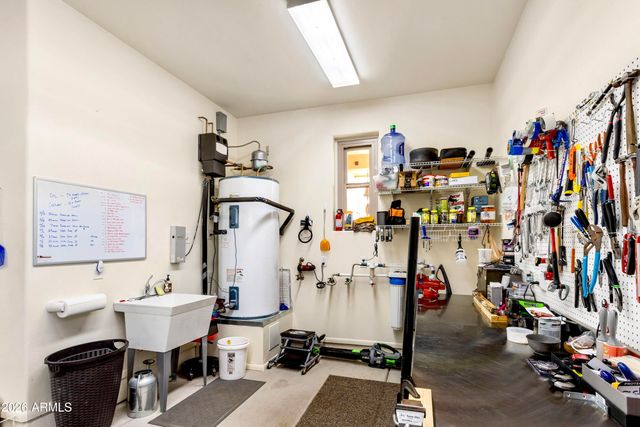 8541 S Almosta Ranch Road, Hereford, AZ 85615