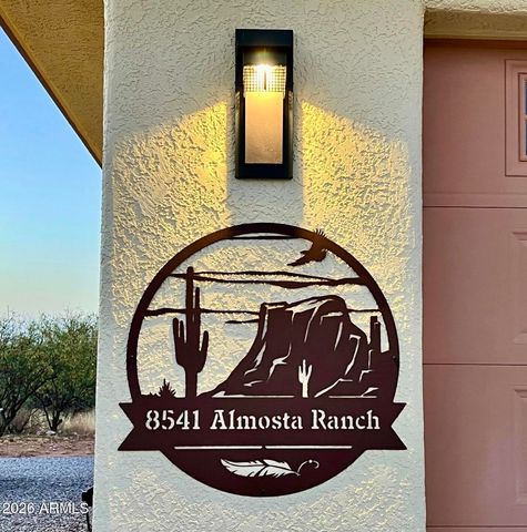 8541 S Almosta Ranch Road, Hereford, AZ 85615