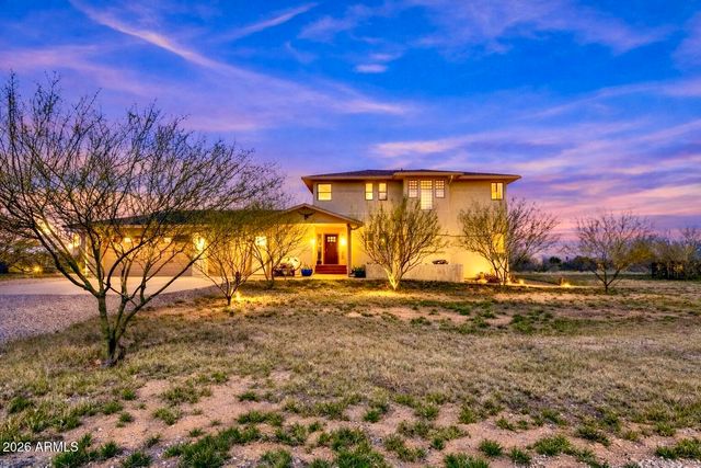 8541 S Almosta Ranch Road, Hereford, AZ 85615