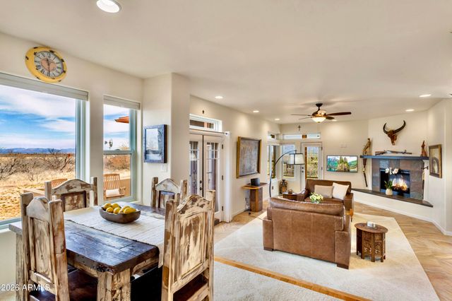 8541 S Almosta Ranch Road, Hereford, AZ 85615