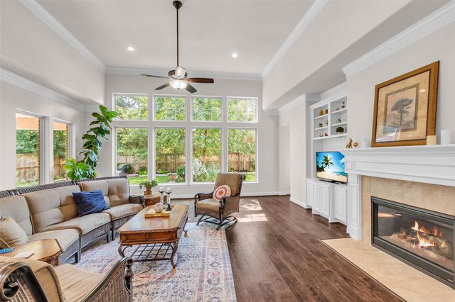 111 Coral Bells Court, Conroe, TX 77304