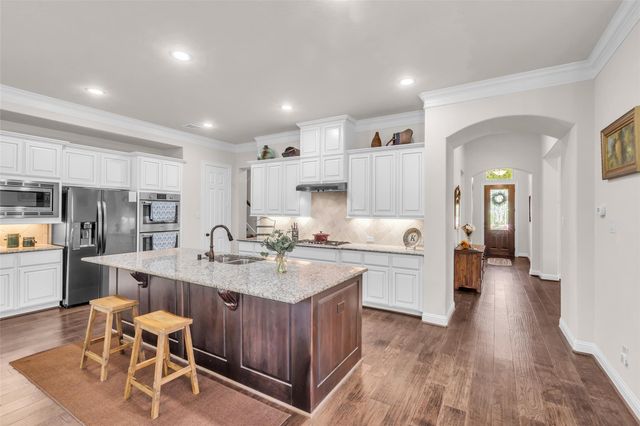 111 Coral Bells Court, Conroe, TX 77304