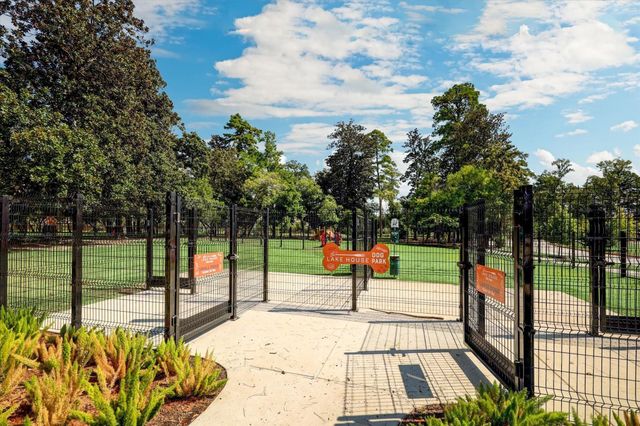 111 Coral Bells Court, Conroe, TX 77304