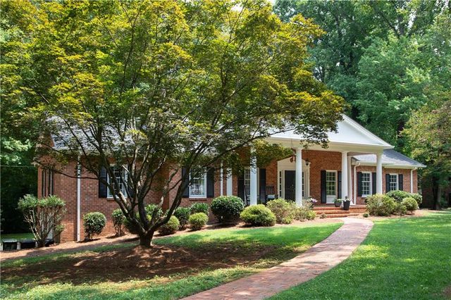 112 Magnolia Road, Lexington, NC 27292