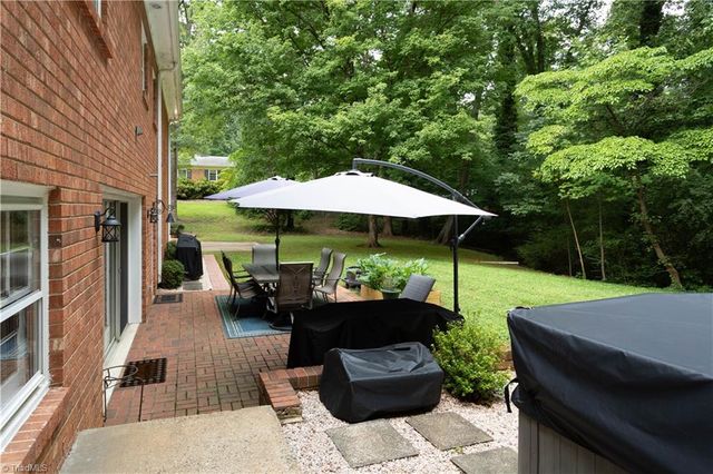 112 Magnolia Road, Lexington, NC 27292