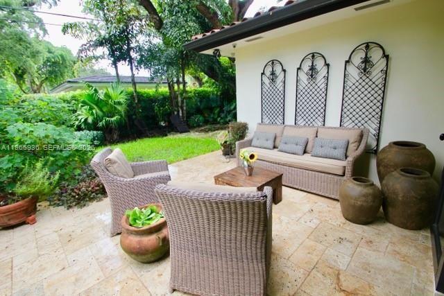 721 Tibidabo Ave, Coral Gables, FL 33143