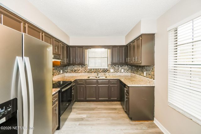 2843 NEWELL Boulevard, Jacksonville, FL 32216