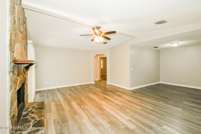 2843 NEWELL Boulevard, Jacksonville, FL 32216