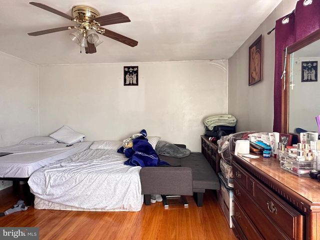 3007 S 72ND ST, Philadelphia, PA 19153