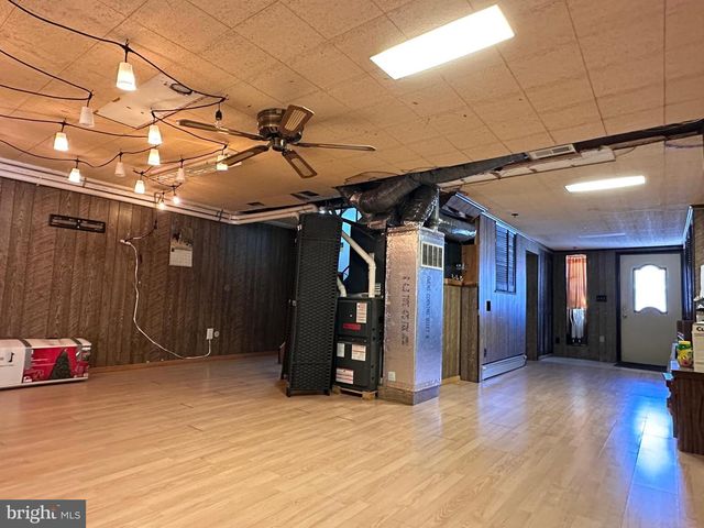 3007 S 72ND ST, Philadelphia, PA 19153