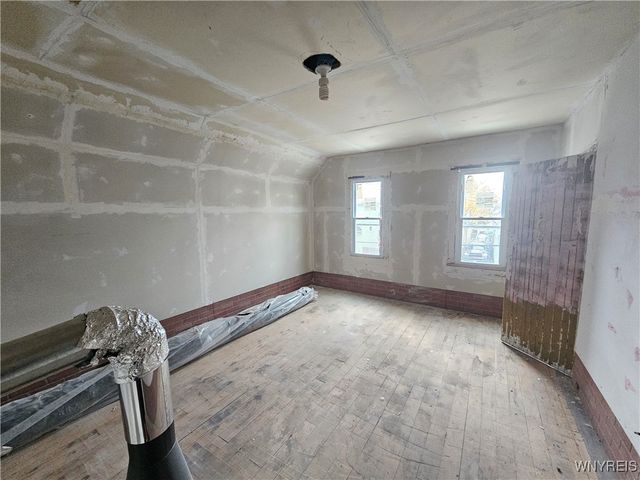 21 Liddell Street, Buffalo, NY 14212