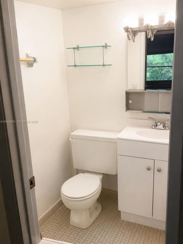 500 W Village Green Cir W 308, Palm Springs, FL 33461
