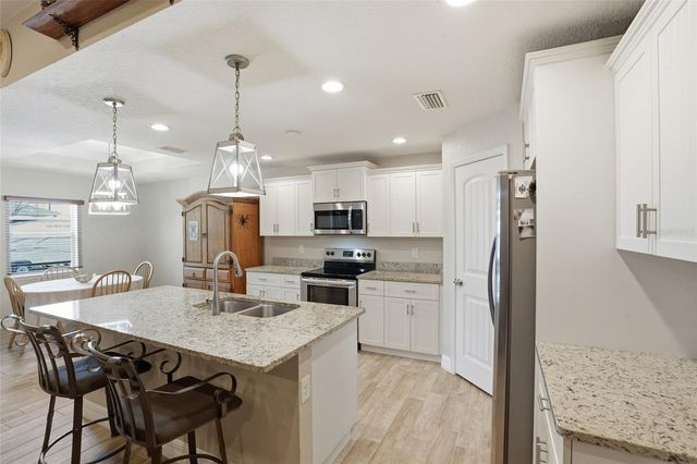 126 GREEN PINE PARK, Rotonda West, FL 33947