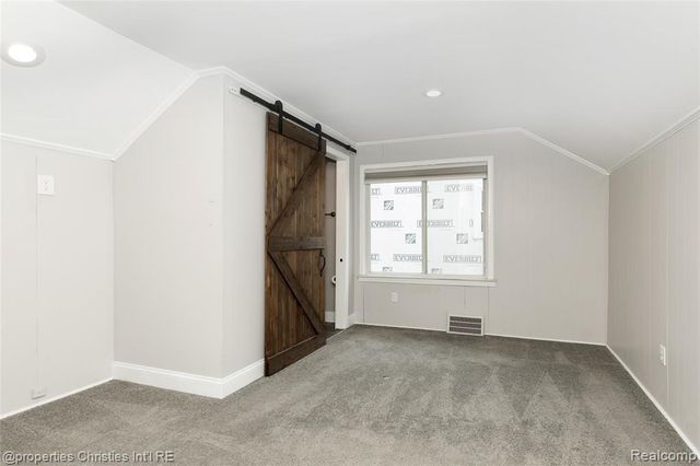 1127 Mclean Avenue, Royal Oak, MI 48067