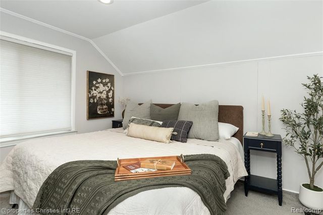 1127 Mclean Avenue, Royal Oak, MI 48067