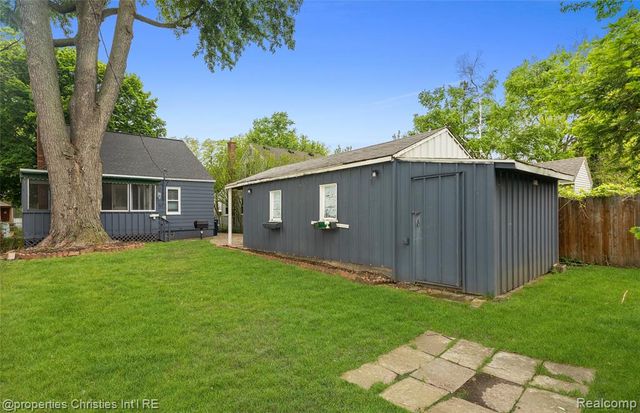 1127 Mclean Avenue, Royal Oak, MI 48067